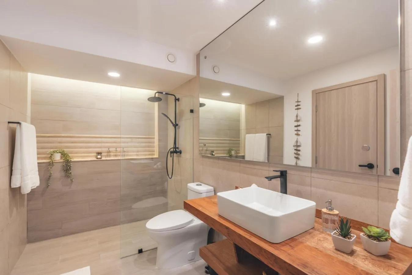 One Bedroom Apartment With Direct Access To The Pool Punta Cana 0*,  República Dominicana